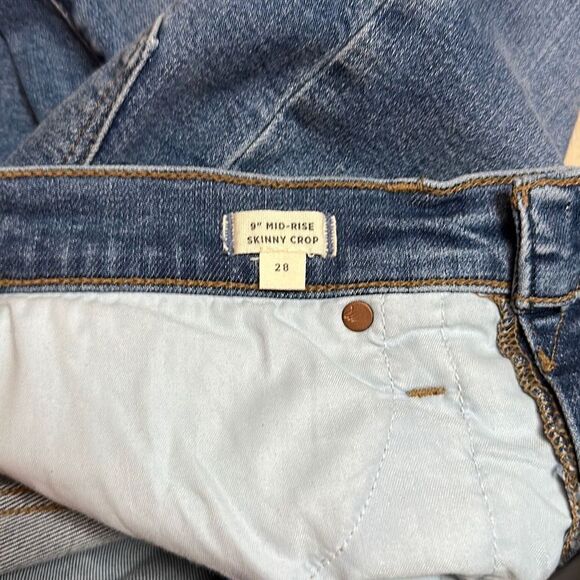 Madewell 9" Mid-Rise Skinny Crop Jeans: Button-Front TENCEL™ Denim Edition - Picture 6 of 7